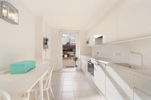 1 bedroom apartment to rent, Walton Street, Chelsea, SW3