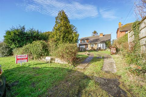 3 bedroom detached house for sale, Butchers Lane, Three Oaks, Hastings