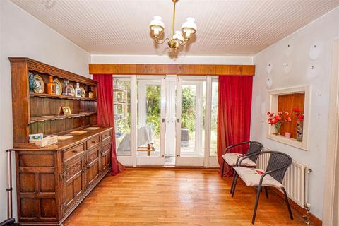 3 bedroom detached house for sale, Butchers Lane, Three Oaks, Hastings