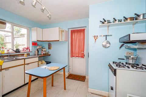3 bedroom detached house for sale, Butchers Lane, Three Oaks, Hastings