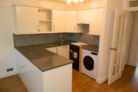 1 bedroom ground floor maisonette to rent, Mead Avenue, Langley SL3