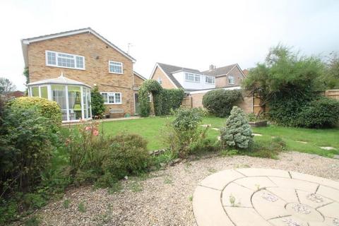 4 bedroom detached house to rent, Masefield Crescent,  Abingdon,  OX14