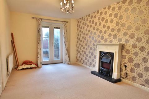 3 bedroom house to rent, Avoncrest Drive, Tewkesbury