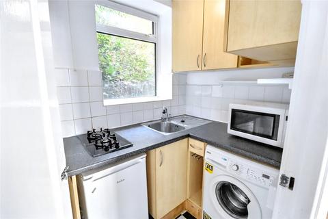 Studio to rent, North Hill Court, Highgate, London, N6