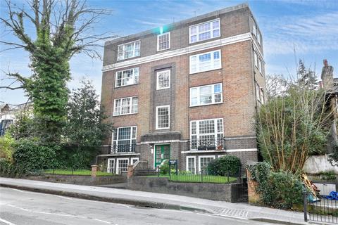 Studio to rent, North Hill Court, Highgate, London, N6