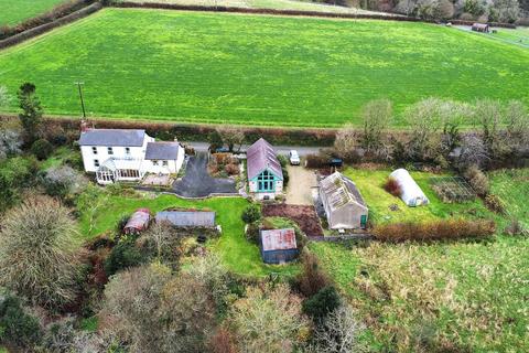 4 bedroom property with land for sale, Llanycefn, Clynderwen