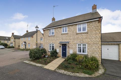 3 bedroom detached house for sale, Church View, Corby NN17