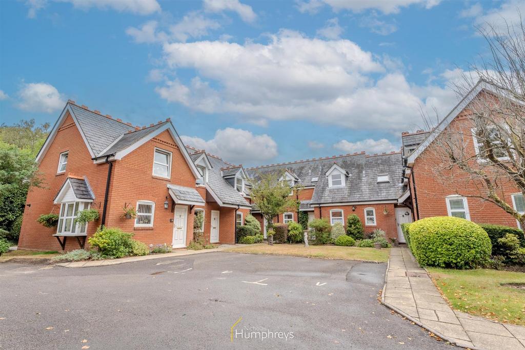 NEW Rydal Mews-4.jpg