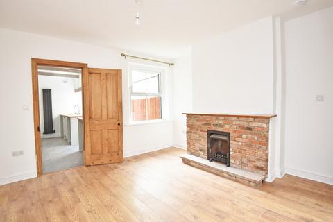 2 bedroom terraced house to rent, Albert Road, Harrogate, HG1 4HX