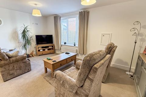 2 bedroom ground floor flat for sale, Roman Place, Westbury