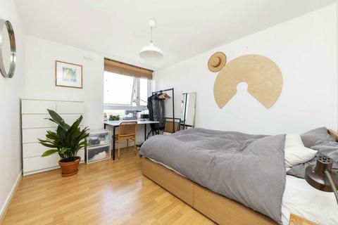 2 bedroom flat for sale, Stanhope Street, London NW1