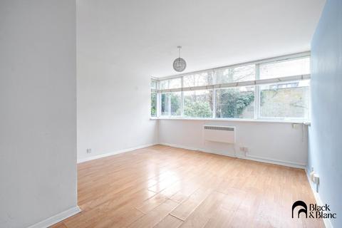 1 bedroom apartment for sale, Meopham Court, 23 Beckenham Grove, Bromley, BR2