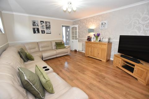 3 bedroom detached house for sale, Cross Road, Birchington