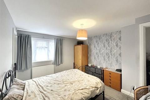 3 Chestnut Grove, Westbury, BA13 3NW