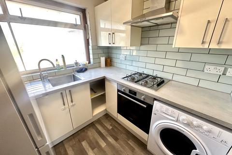 4 bedroom flat to rent, Lady Margaret Road,  Southall, UB1