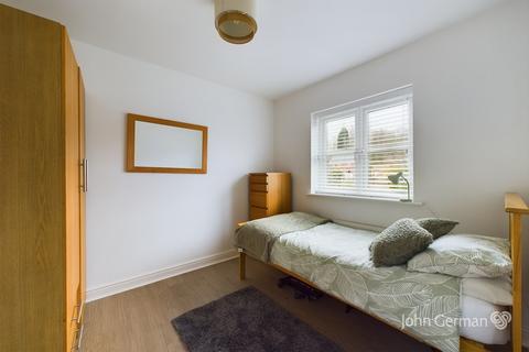 59 Bernard Gadsby Close, Ashbourne, DE6 1RB