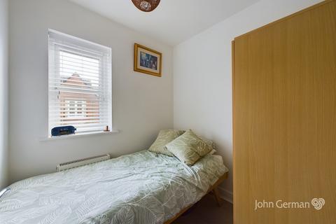 59 Bernard Gadsby Close, Ashbourne, DE6 1RB
