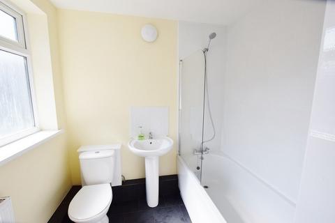2 bedroom end of terrace house to rent, Priory Road, Alfreton, Derbyshire, DE55 7JT