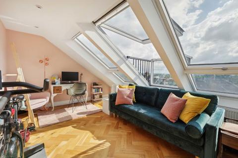 37 Crescent Way, London, SW16 3AL