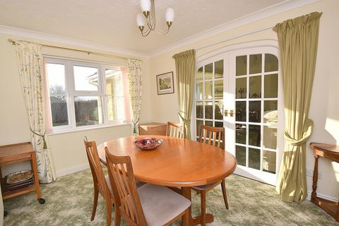 Fairview, 11 Clothier Meadow, Castle Cary, BA7 7HA