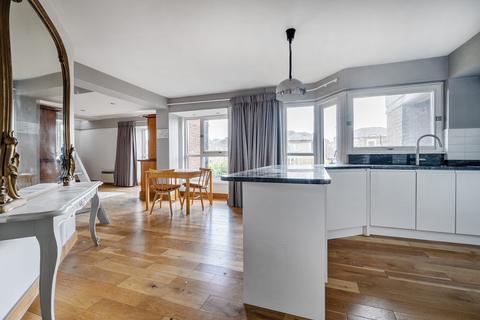 Flat 14, Shorland House Beaufort Road, Clifton, Bristol, BS8 2JT
