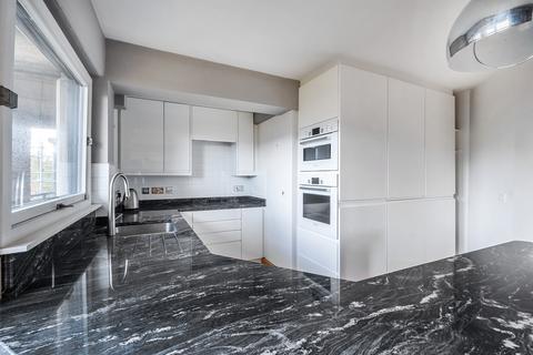 Flat 14, Shorland House Beaufort Road, Clifton, Bristol, BS8 2JT
