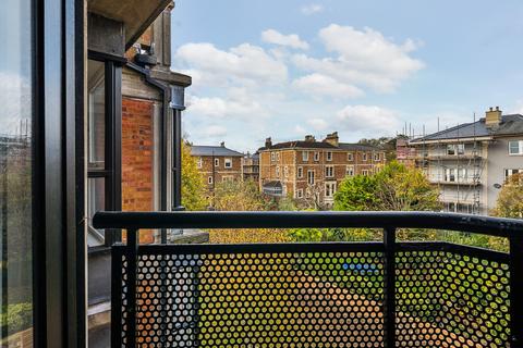 Flat 14, Shorland House Beaufort Road, Clifton, Bristol, BS8 2JT
