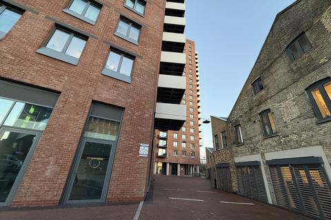 Studio to rent, Makers Yard, London E3