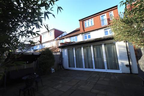 4 bedroom semi-detached house for sale, Gainsborough Gardens, London, NW11