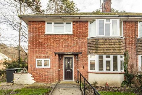 2, Maisonettes Icknield Road, Goring, Reading, RG8 0DH