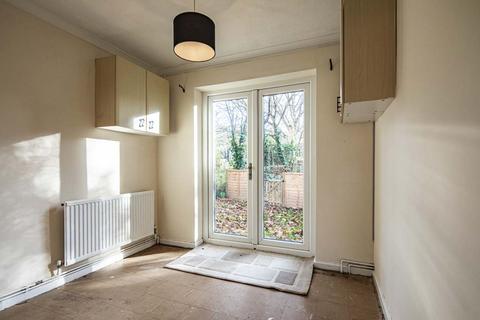 2, Maisonettes Icknield Road, Goring, Reading, RG8 0DH