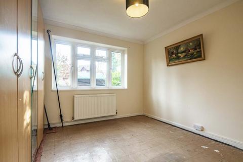2, Maisonettes Icknield Road, Goring, Reading, RG8 0DH