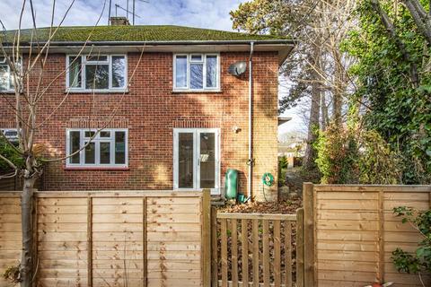 2, Maisonettes Icknield Road, Goring, Reading, RG8 0DH
