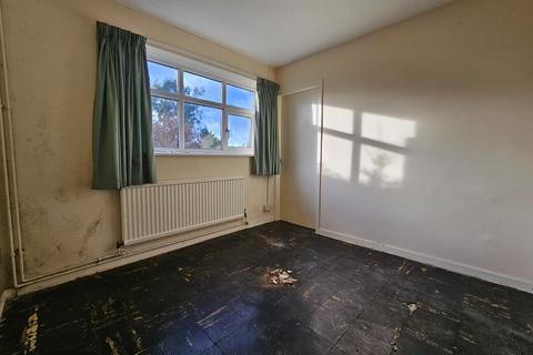 3 bedroom semi-detached house for sale, Queensway, Melton Mowbray