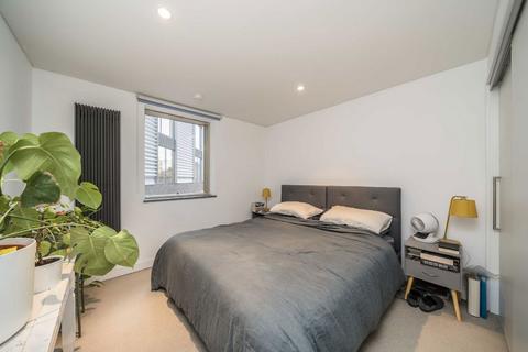 1 bedroom flat for sale, Bermondsey Square, London SE1