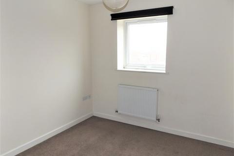 2 bedroom flat to rent, Albert Court, Cannock WS11