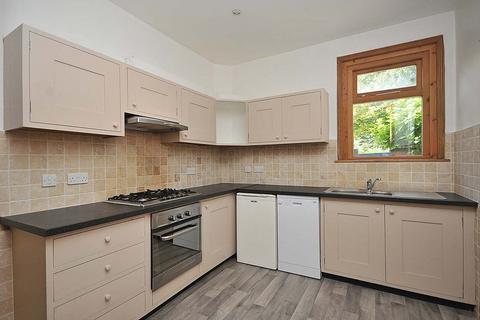 2 bedroom terraced house to rent, Cranford Avenue, Knutsford