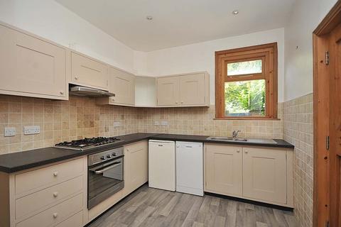 2 bedroom terraced house to rent, Cranford Avenue, Knutsford