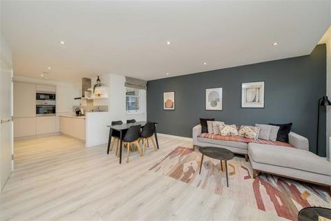 2 bedroom flat for sale, Borough High Street, London SE1