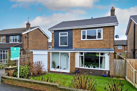 3 bedroom detached house for sale, Strickland Crescent, Leeds LS17