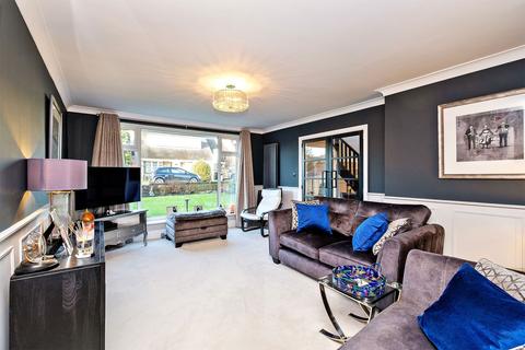 3 bedroom detached house for sale, Strickland Crescent, Leeds LS17