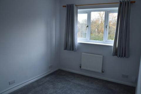 3 bedroom end of terrace house to rent, Yarbury Way, Weston-super-Mare BS24