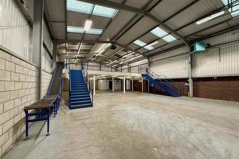 Warehouse to rent, Smeckley Wood Close, Chesterfield