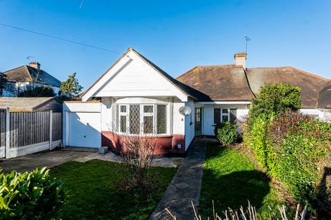 3 bedroom semi-detached bungalow for sale, Exford Avenue, Westcliff-on-sea, SS0