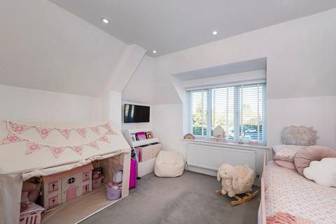 9 Chailey Close, Sidcup, DA15 9BE