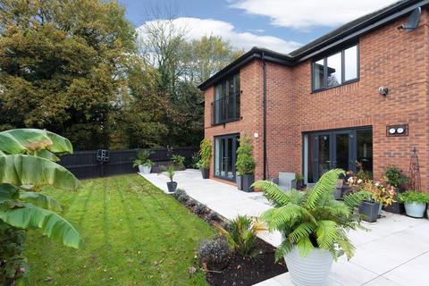 133 Kestrel Close, Congleton, CW12 3QX