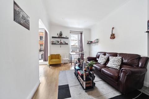 2 bedroom flat to rent, York Street, London