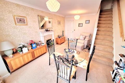 8 Chester Gardens, Sutton Coldfield, B73 5BF