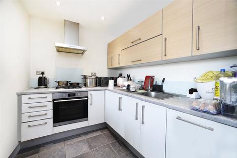 2 bedroom apartment for sale, Park View Court, Canary Wharf E3