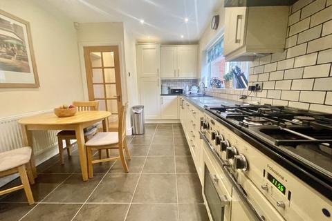 5 Carlton Close, Sutton Coldfield, B75 6BX